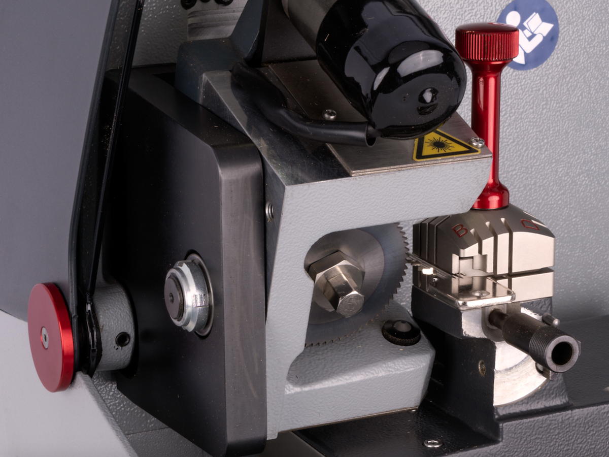 ILCO Silca Futura Edge Plus Electronic Key Machine – FastShipKeys.com